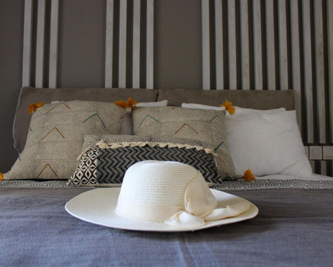 Agali Supreme Hospitality And Comfort Afytos Bagian luar foto